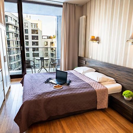 Triton Apartments وارسو المظهر الخارجي الصورة