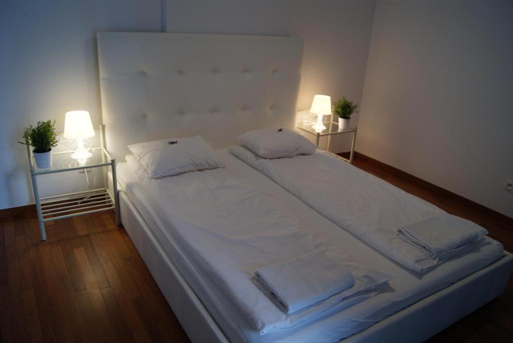Triton Apartments وارسو المظهر الخارجي الصورة